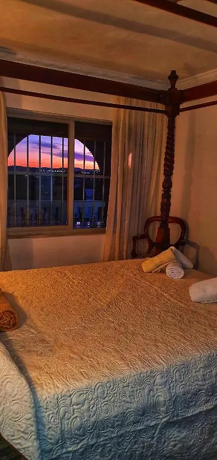 Villa Don Giovanni Fuengirola, Piscina Privada Y Vistas Al Mar Y A La Montana 0*, フエンヒロラ